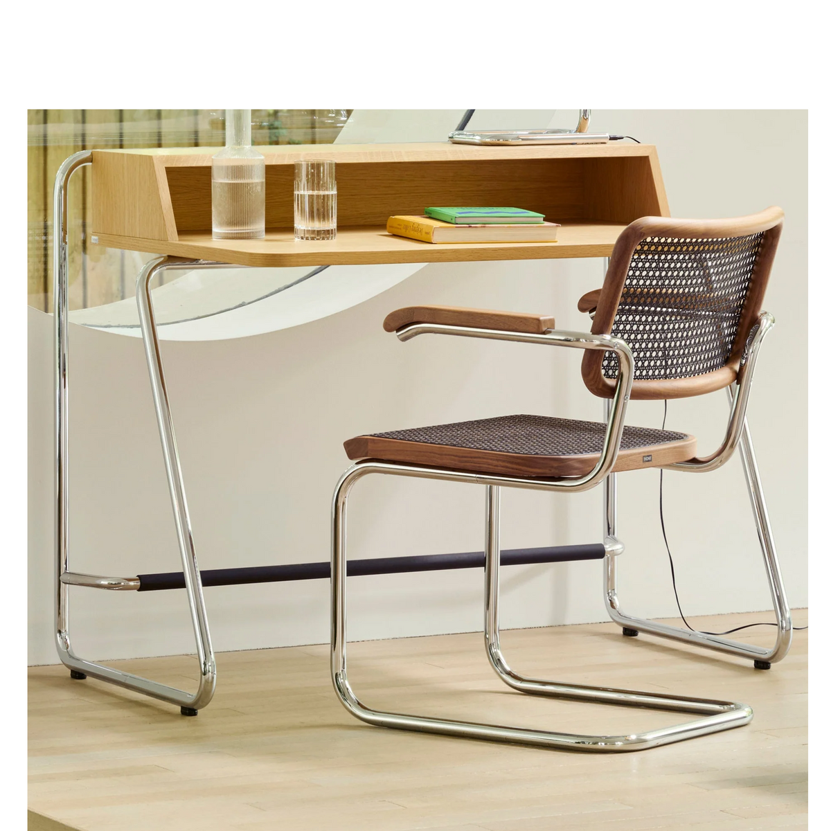 Thonet - fauteuil cantilever S 64 V | cannage dark / noyer / chrome
