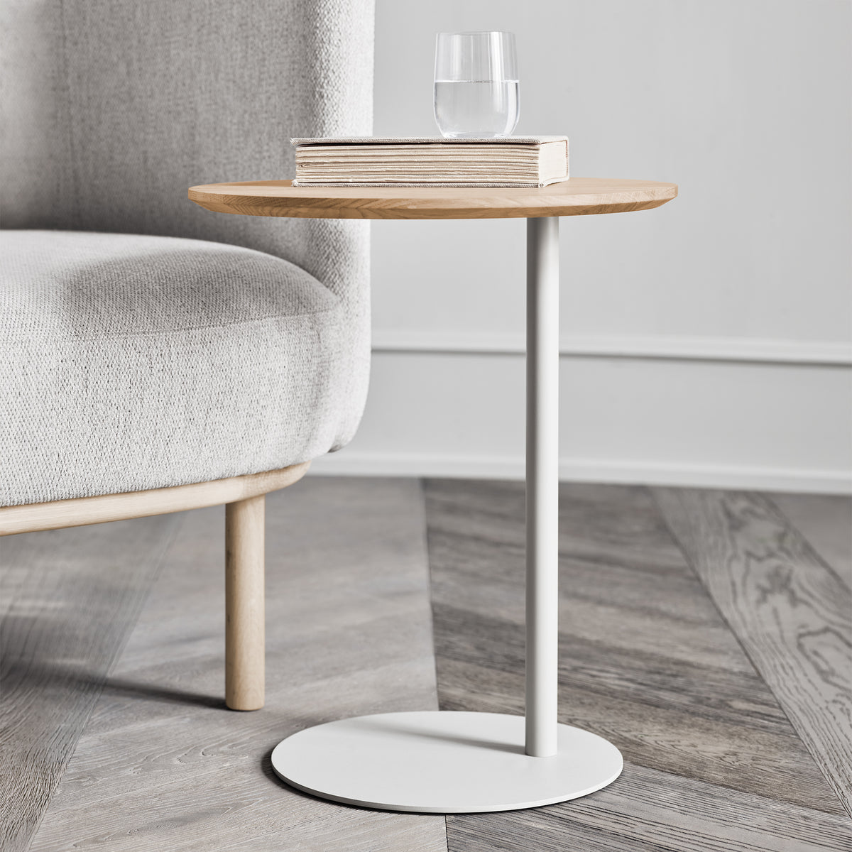 Bolia - Pillar Beistelltisch | grau / Eiche geölt