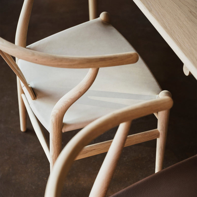 Carl Hansen - CH24P Wishbone Chair