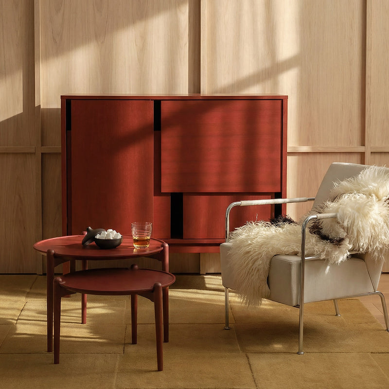 Design House Stockholm - Layer Sideboard | mit Beinen / rot