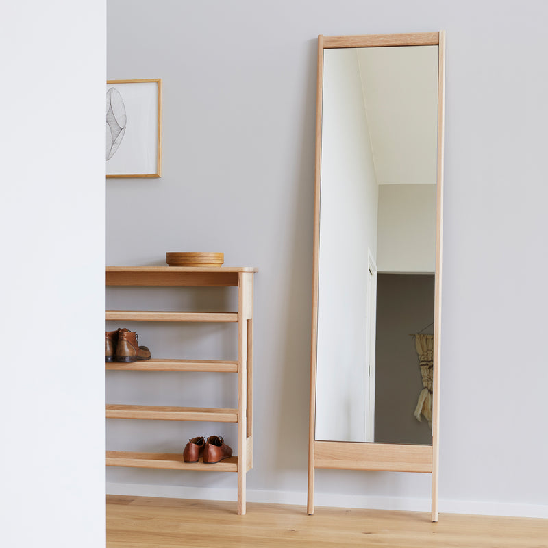 Form &amp; Refine - A Line Spiegel | Eiche weiß pigmentiert