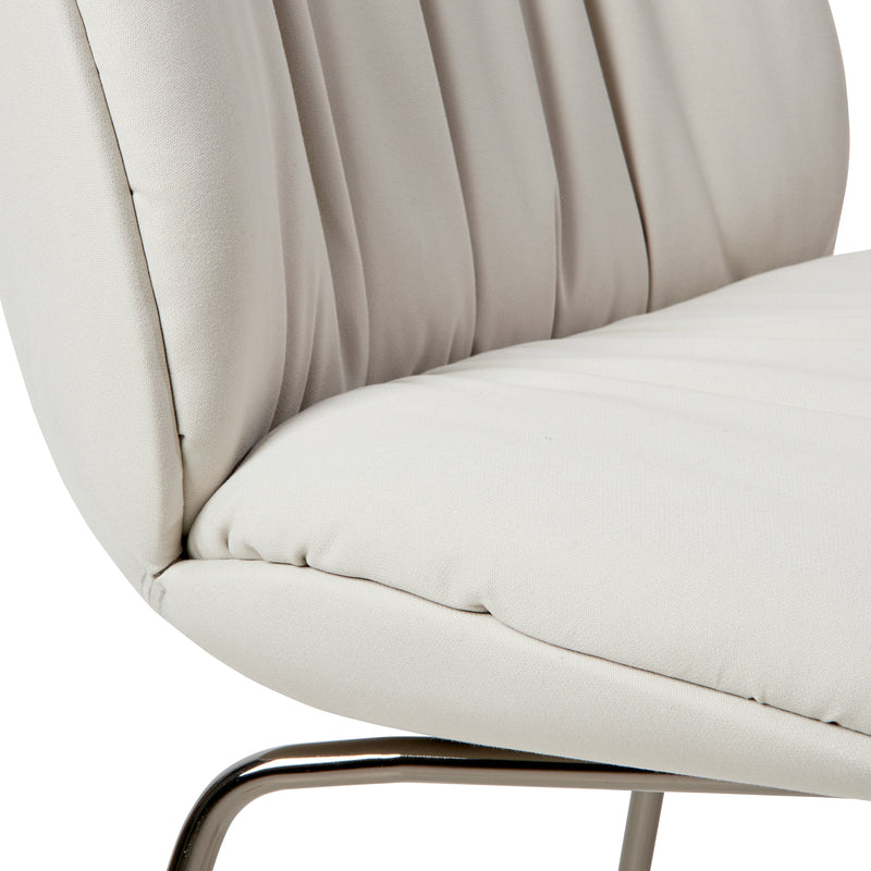 Gubi - Beetle Soft Bar Chair