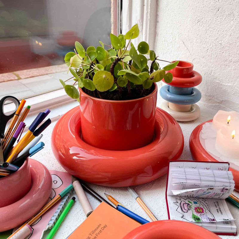 Gustaf Westman - Chunky Flower Pot | bright red
