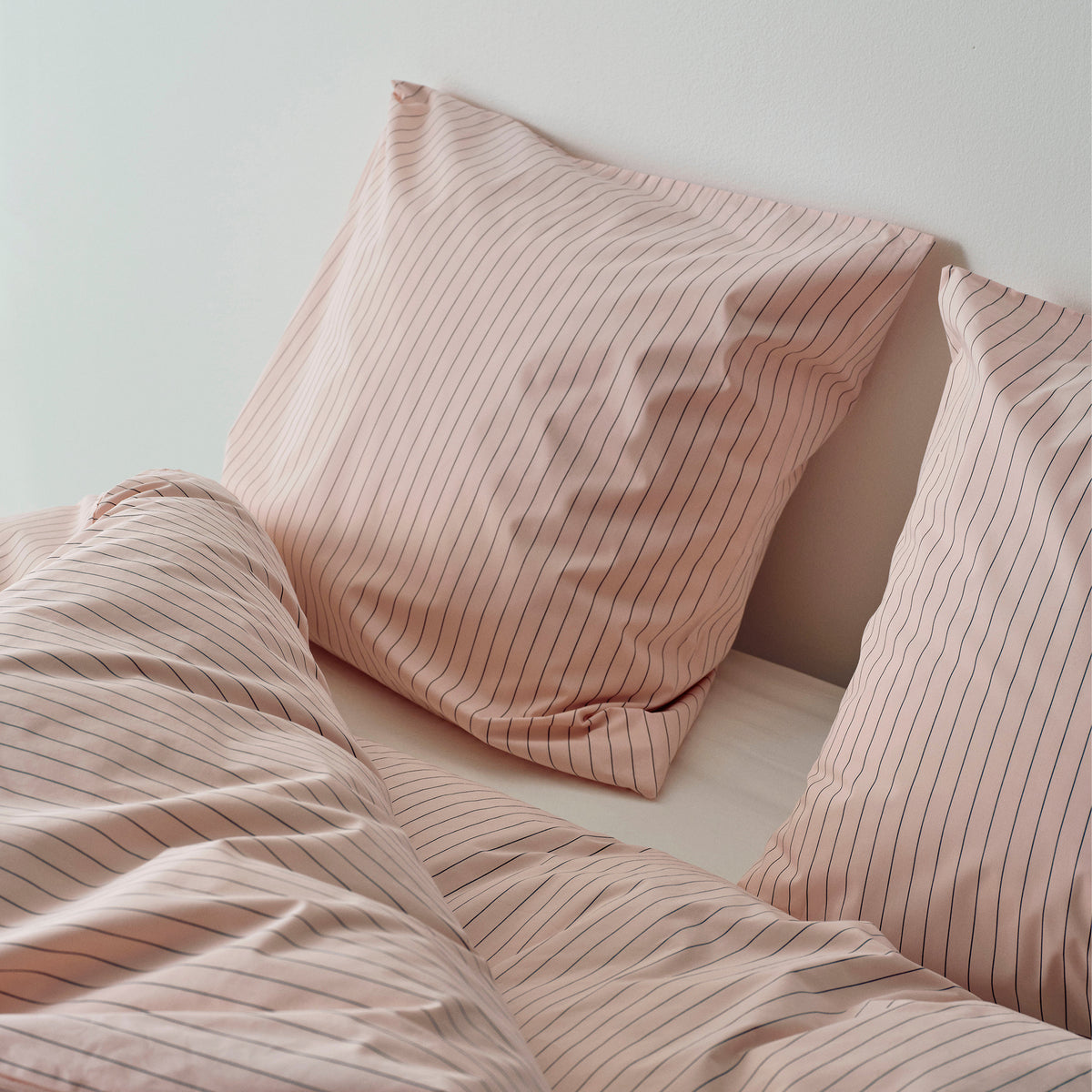HAY - Fineline Kopfkissenbezug | 80 x 80 cm / soft pink