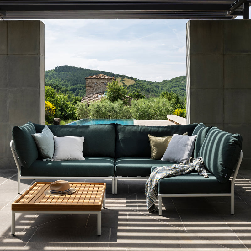 HOUE - Level 2 Sofa