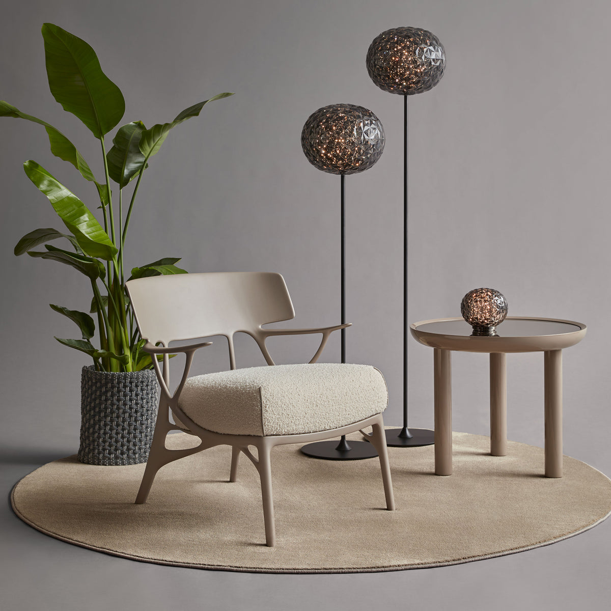 Kartell - A.I. Lounge Chair | grau/weiß