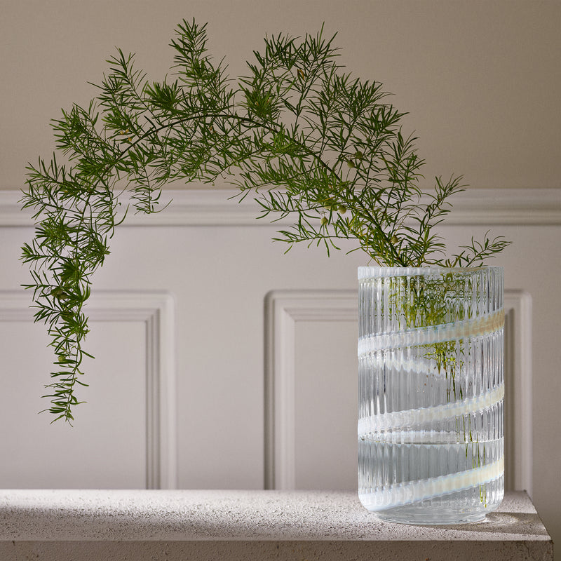 Lyngby Porcelæn - Lyngby Glasvase Swirl | H 20,5 cm