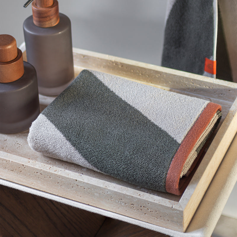 Mette Ditmer - Travertine Tablett