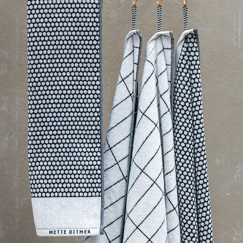 Mette Ditmer - Grid Gästehandtuch