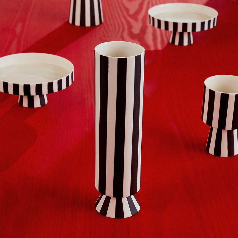 OYOY - Toppu Vase | Ø 8,5 x H 31 cm / schwarz/weiß