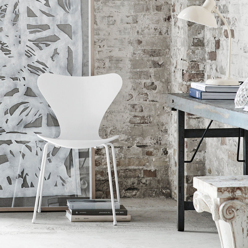 Fritz Hansen - Serie 7 Stuhl Monochrom | Esche weiß lackiert