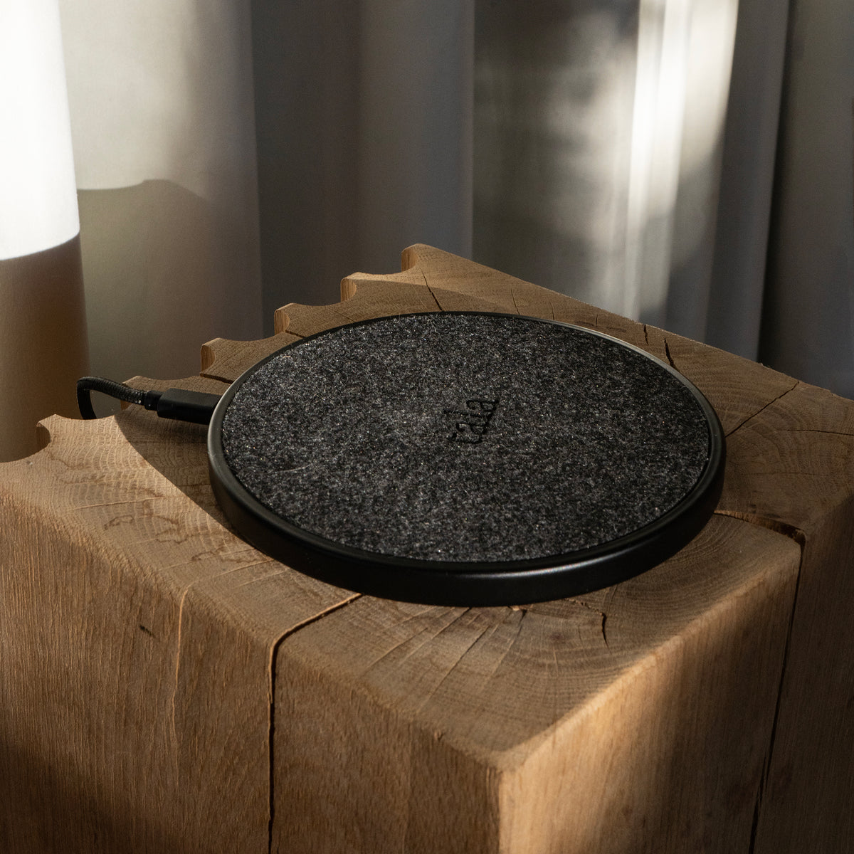 Tala - Accessory Wireless Charger