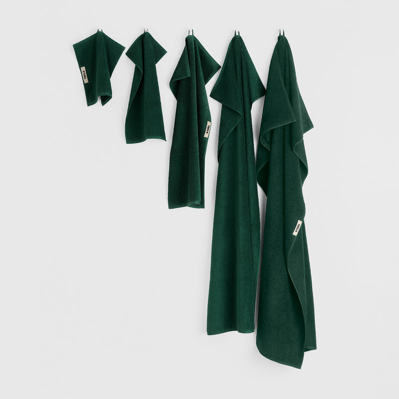 Tekla - Terry Handtuch | Badetuch (70 x 140 cm) / forest green, Gästehandtuch (30 x 50 cm) / forest green, Handtuch (50 x 90 cm) / forest green
