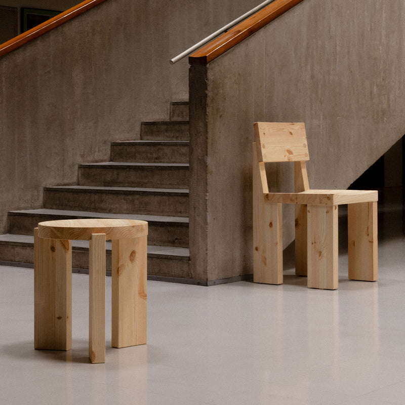 Vaarnii - 001 Hocker