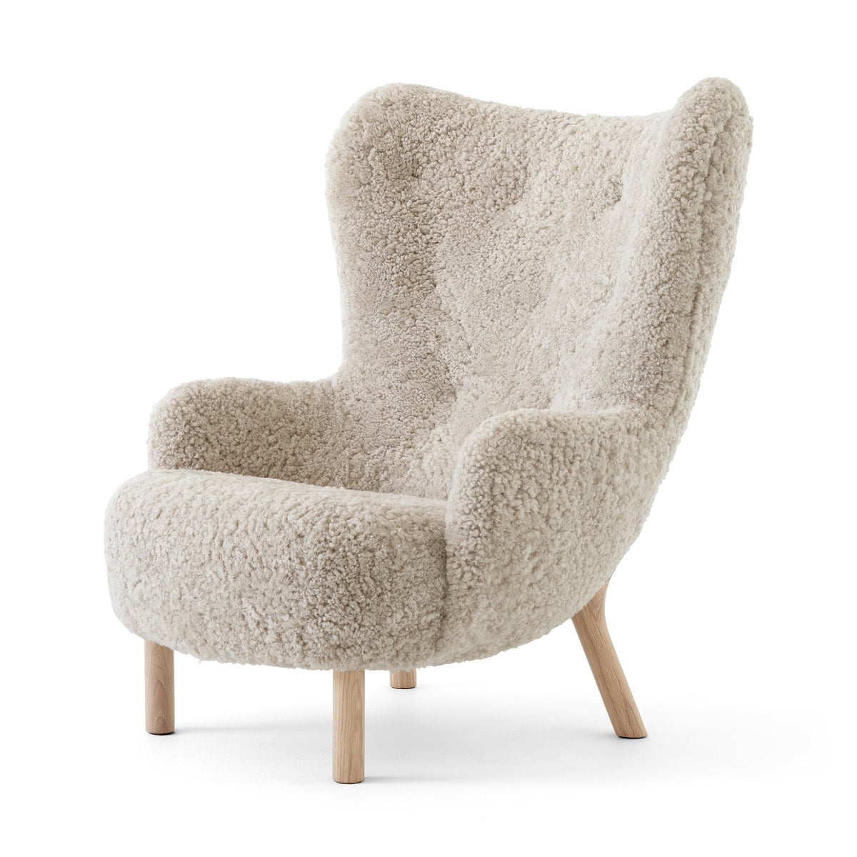 &amp;Tradition - Petra Lounge Chair VB3 | sheepskin moonlight / Eiche